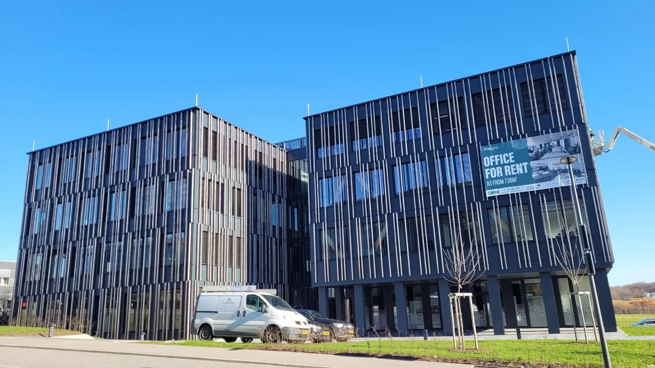 Leudelange, Location, Bureau, 742.74m²