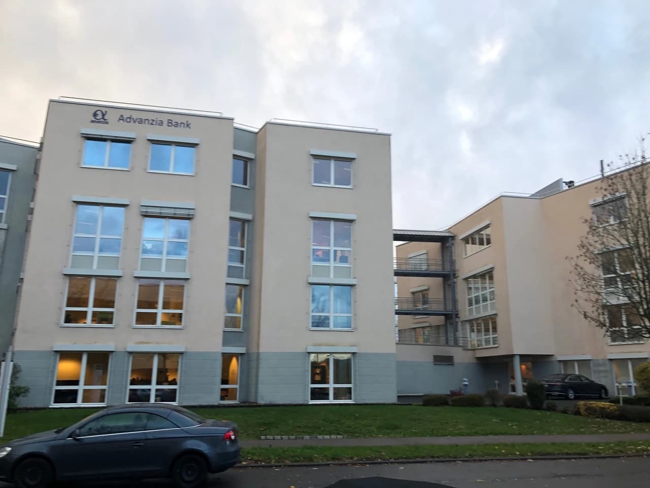 Munsbach, Location, Bureau