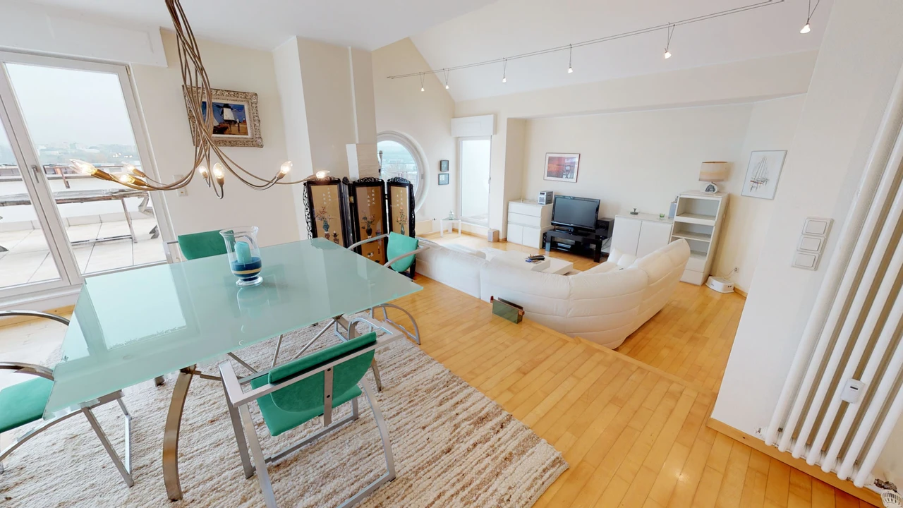 Luxembourg-Merl, Vermietung, Wohnung, 3 Zimmer, 187m²